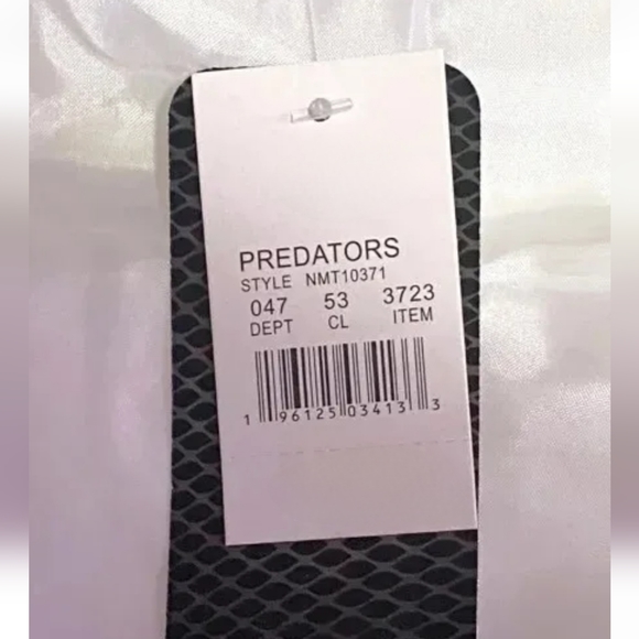 NHL NASHVILLE PREDATORS WHITE ZIP-UP PUFFY VEST  WOMEN'S NWT - Picture 6 of 6